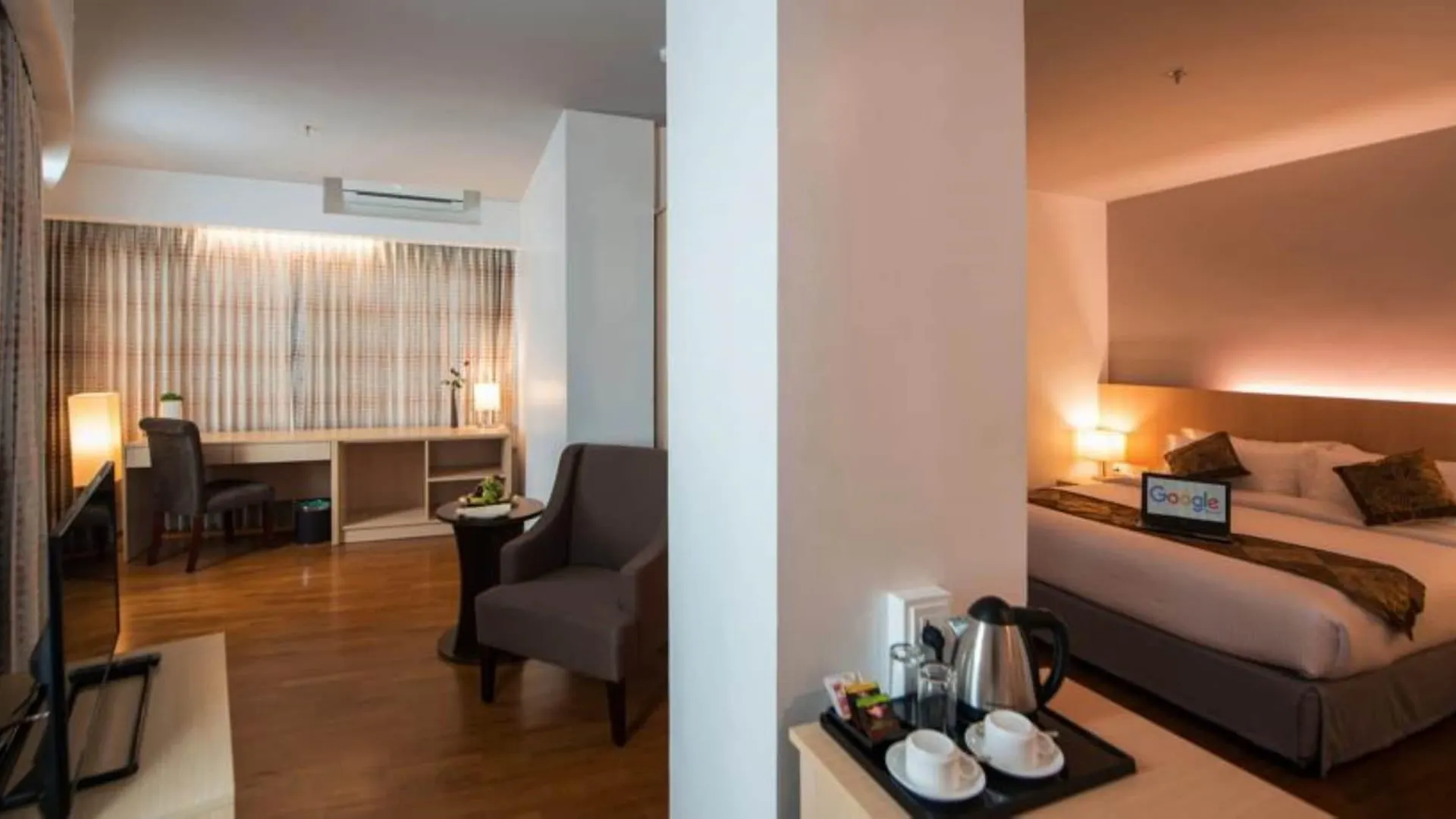 Wyne Hotel Yangon